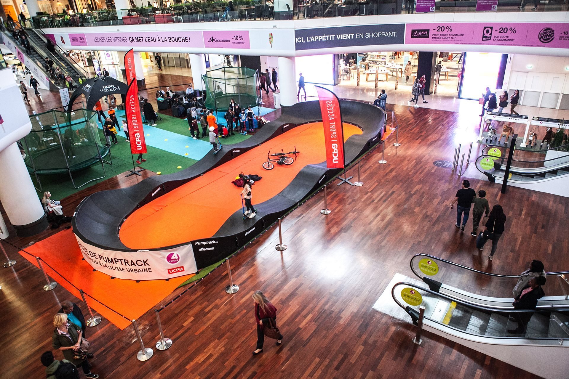 Pumptrack Shopping center Les Quatre Temps (France) – foto 1