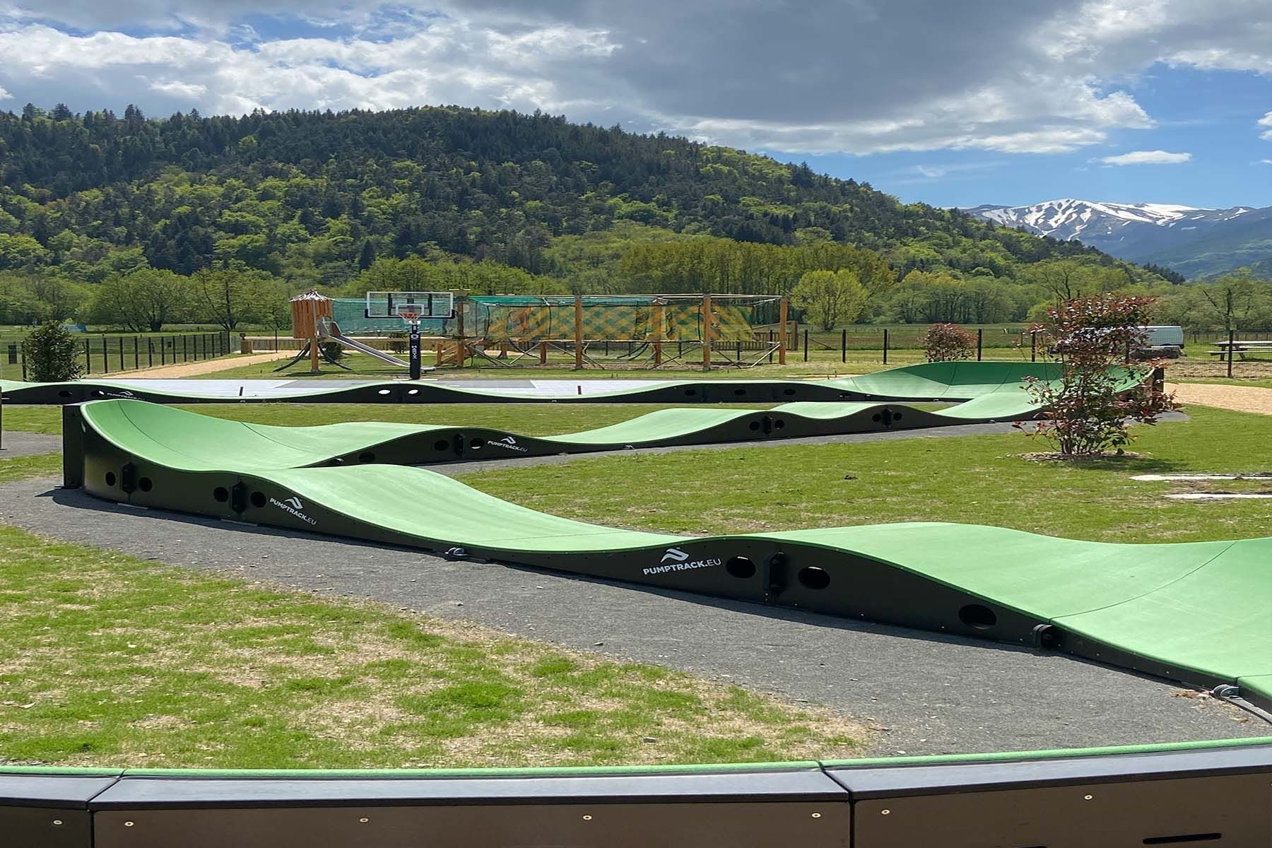 Pumptrack Chambon Sur Lac (Franța)