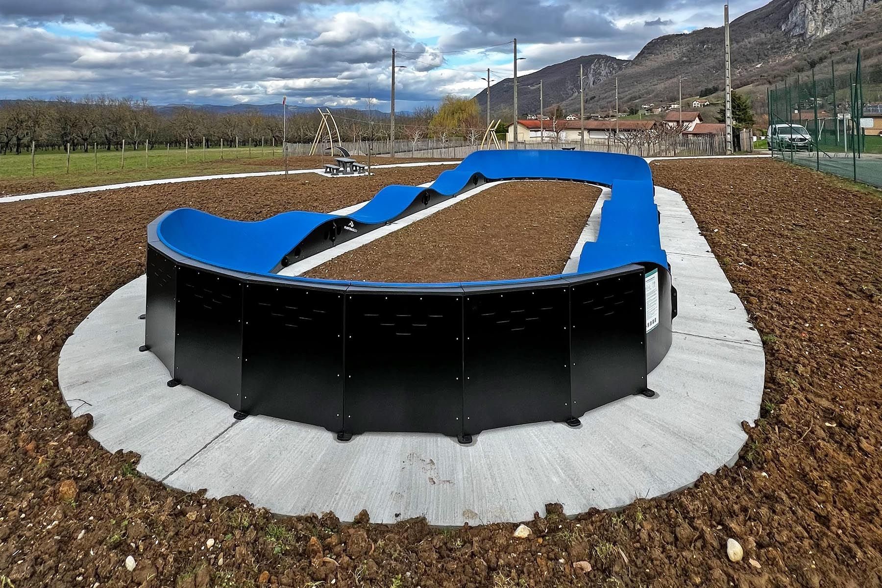 Pumptrack - St Pierre de Cherennes (Franța) – foto 3